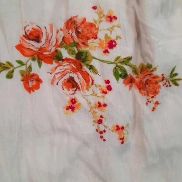 Lovestitch Beige Floral Lace Back Maxi Dress - Picture 5 of 7